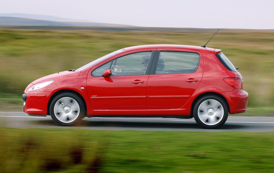 Peugeot 307 2005 года  (фото 4 из 25)